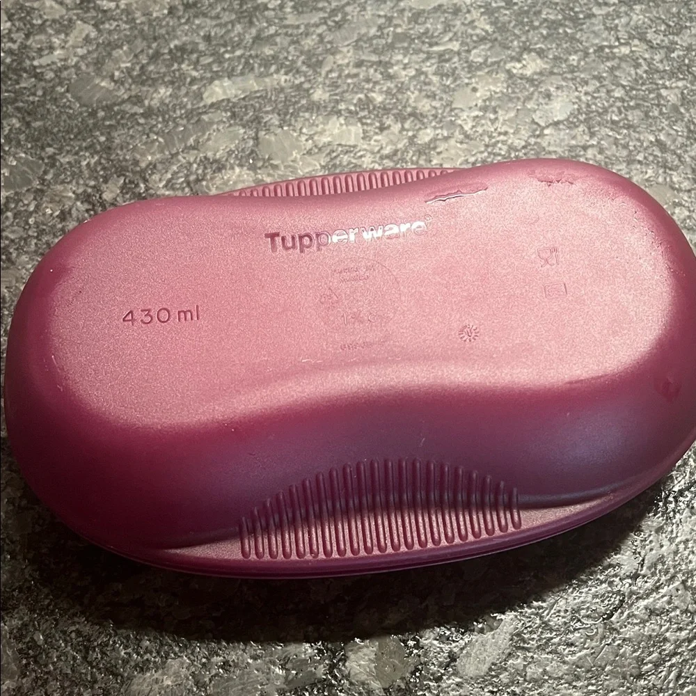 Tupperware Deep Plum microwave Breakfast Maker with cups. Like new